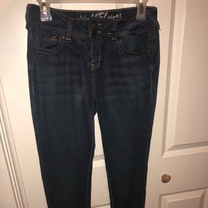 dark blue, stretchy, comfy jeans!